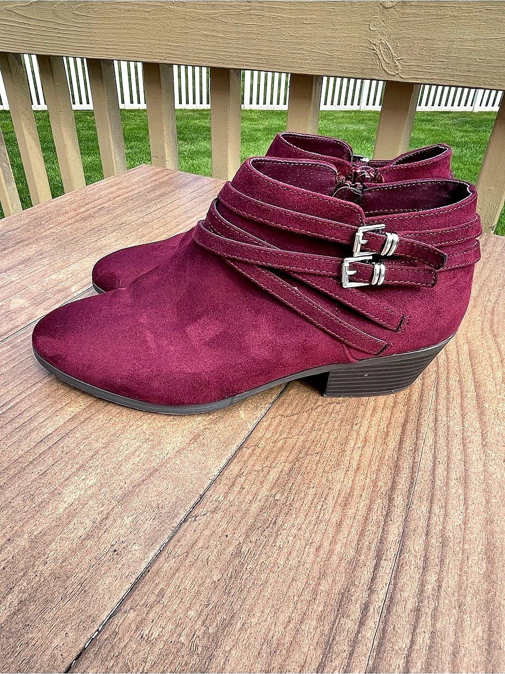 Style&Co. Willow. Burgundy Ankle Boots Buckle Detail 10W